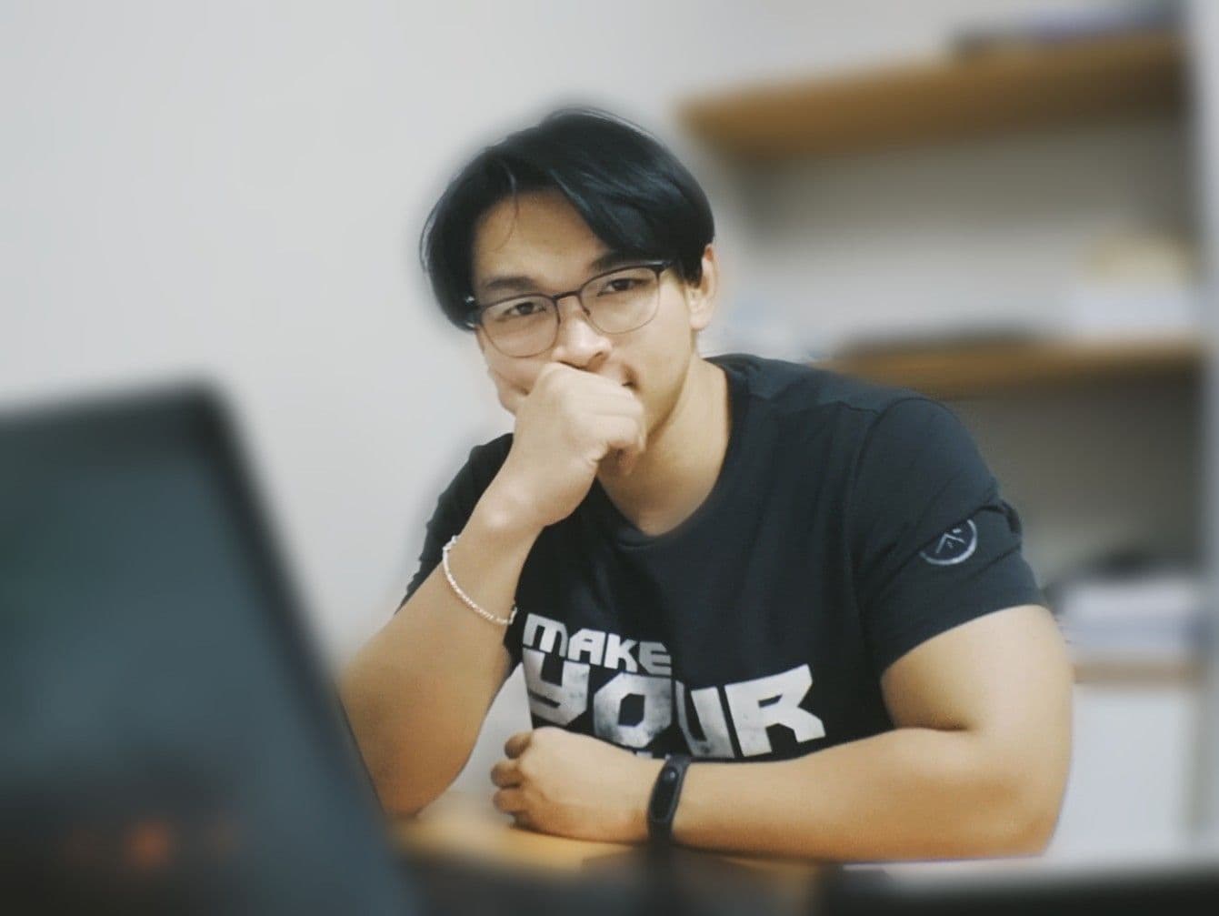 แวะคุยกันหน่อยนะครับ