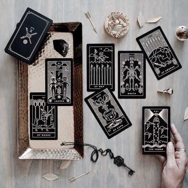 ทาโรต์บำบัด (Tarot Healing)