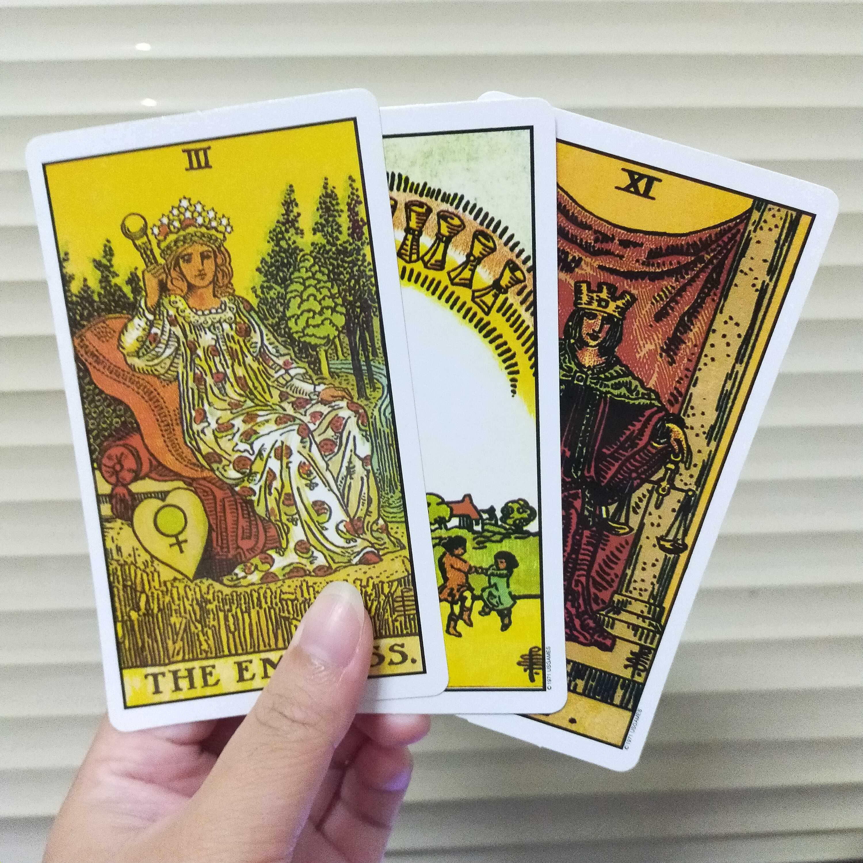 2 คำถามกับไพ่ Tarot