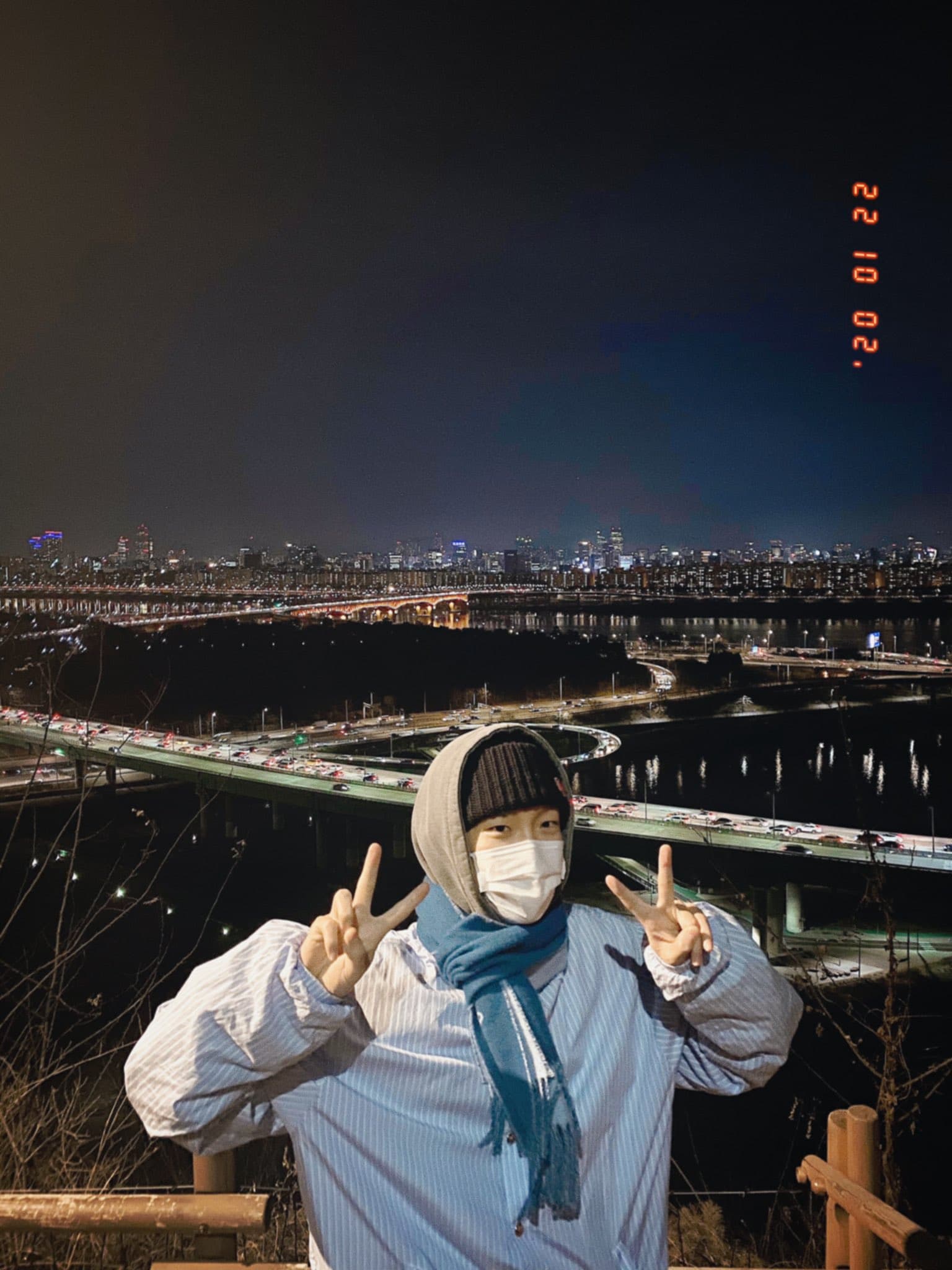 ภาพหน้าปกของ JR.